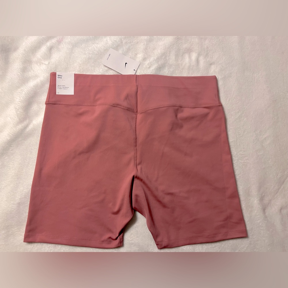 SOLD - Nike Pink Dri-Fit Athletic Yoga Biking Training Shorts - Picture 8 of 11